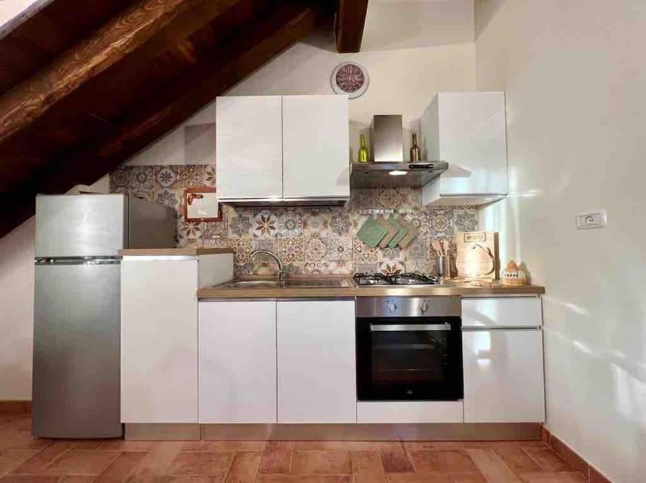 マッサ・マルターナLa Casina Di Nadaアパートメント エクステリア 写真